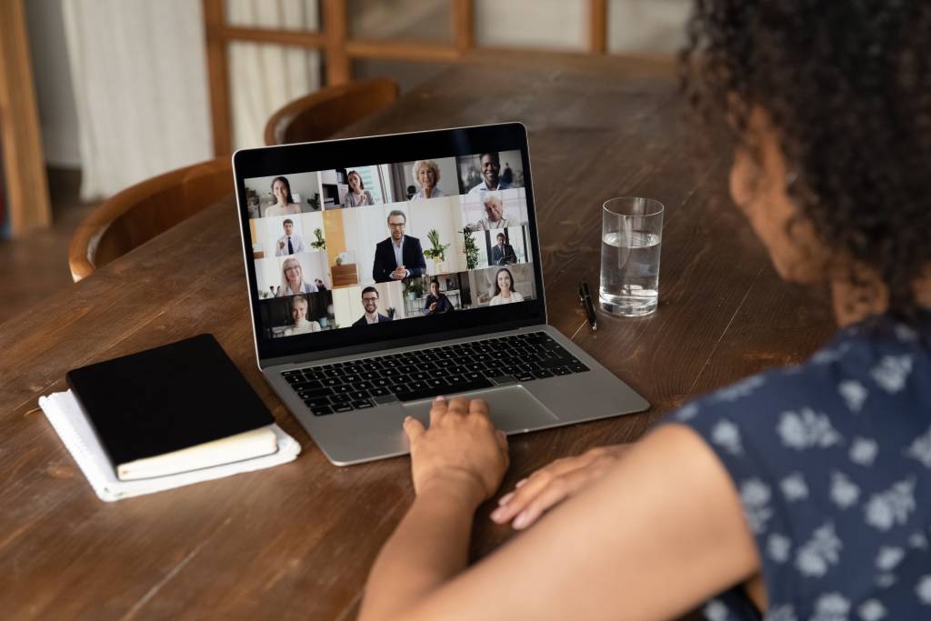 A person in an online support group