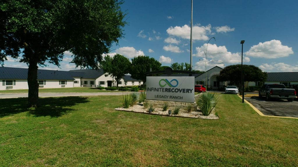 Entrance to Infinite Recovery Legacy Ranch location